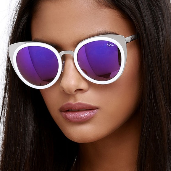 Quay Girly Talk Sunglasses - Picture 1 of 2